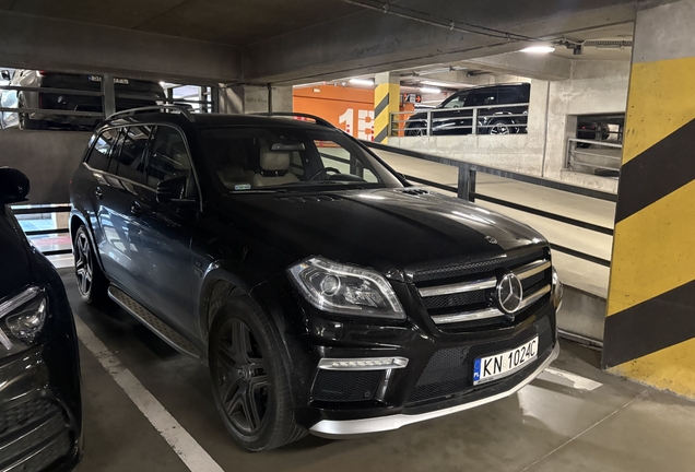 Mercedes-Benz GL 63 AMG X166