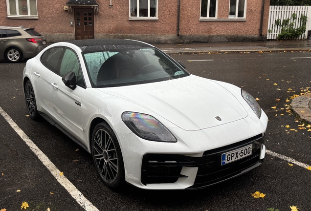 Porsche 972 Panamera Turbo E-Hybrid