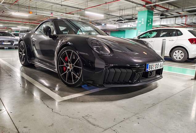 Porsche 992 Carrera 4 GTS Cabriolet MkII