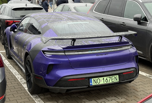 Porsche Taycan Turbo GT Weissach Package