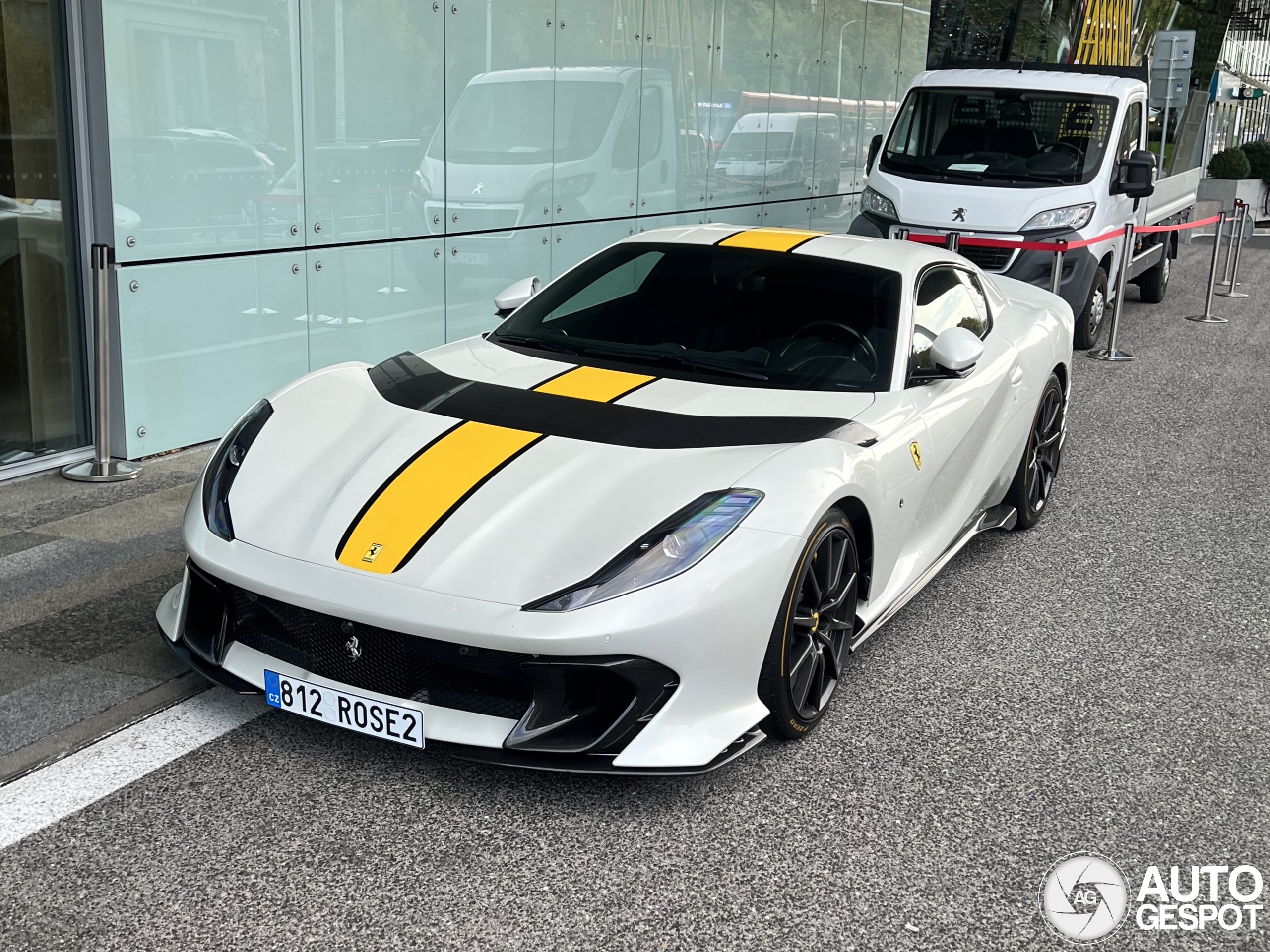 Ferrari 812 Competizione