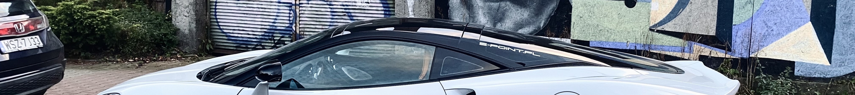 McLaren GT
