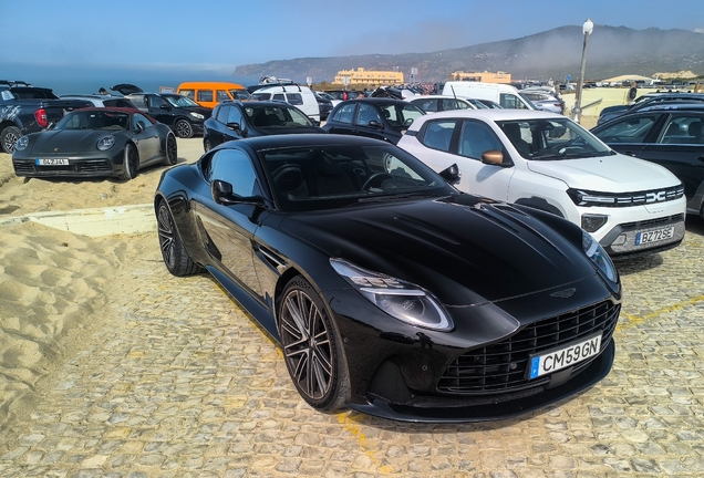 Aston Martin DB12