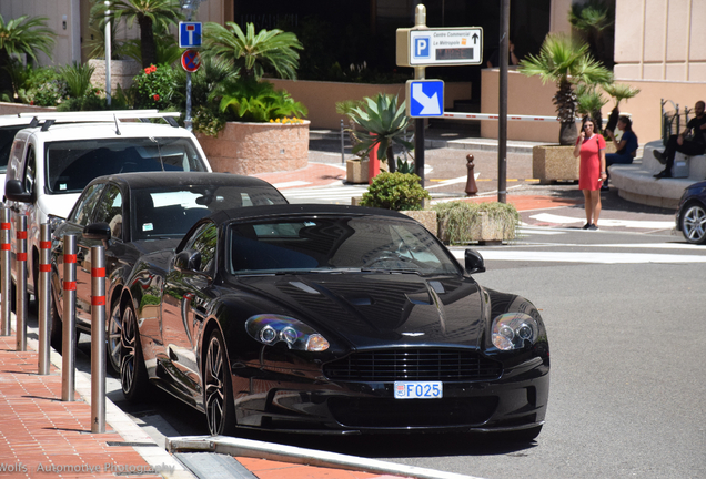 Aston Martin DBS Volante Carbon Black Edition