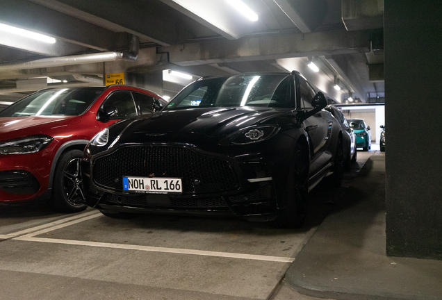 Aston Martin DBX S