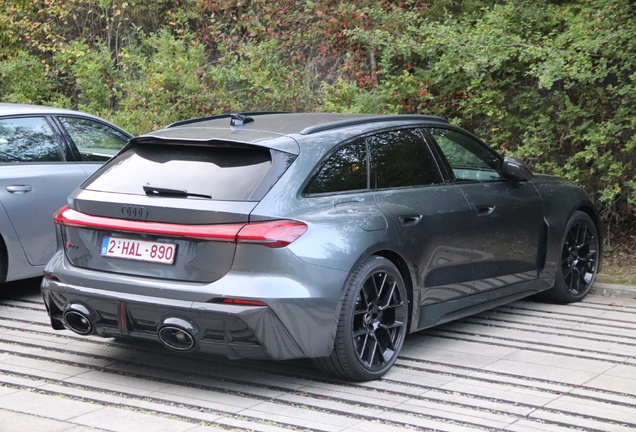 Audi RS5 Avant B10