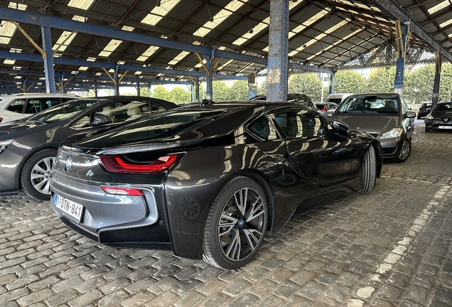 BMW i8 2018