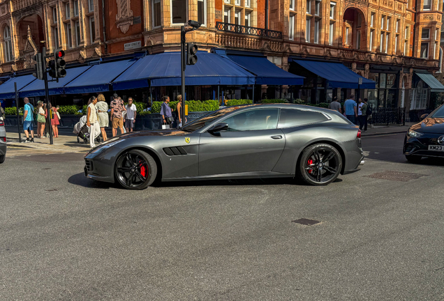 Ferrari GTC4Lusso