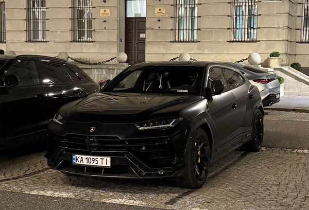 Lamborghini Urus Performante