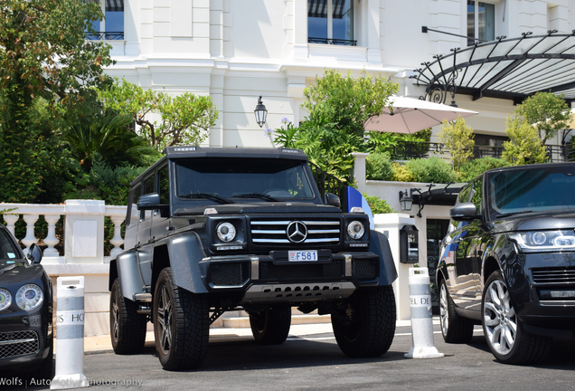 Mercedes-Benz G 500 4X4²