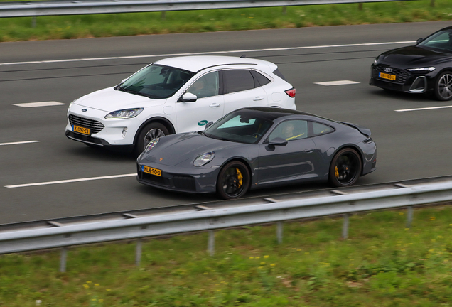 Porsche 992 Carrera 4 GTS MkII