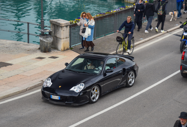 Porsche 996 Turbo