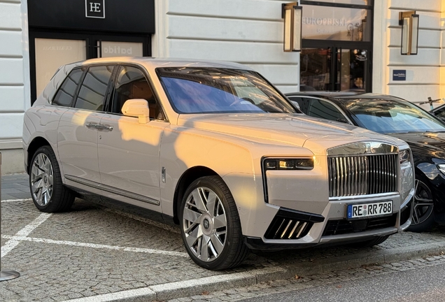 Rolls-Royce Cullinan Series II Black Badge