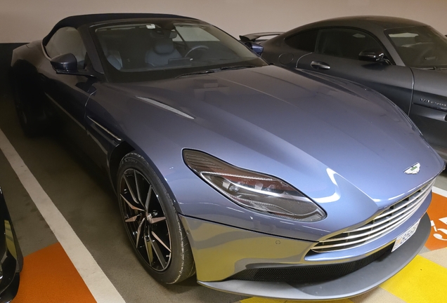 Aston Martin DB11 V8 Volante