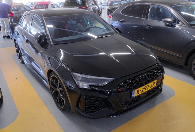 Audi RS3 Sportback 8Y