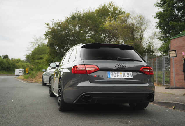 Audi RS4 Avant B8