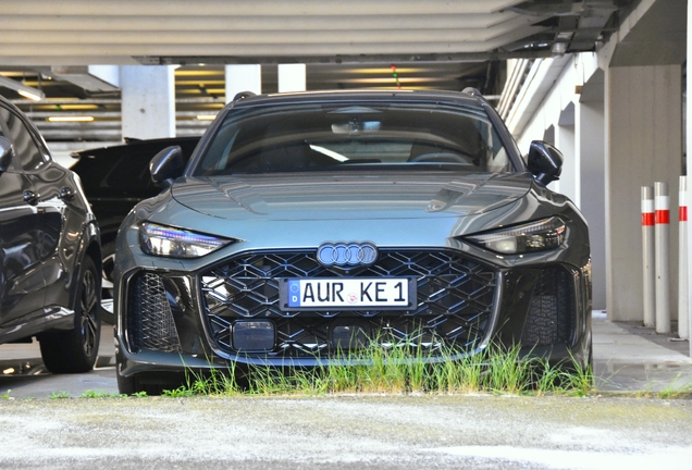 Audi RS5 Avant B10
