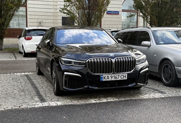 BMW M760Li xDrive 2019