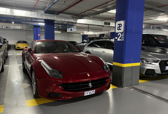Ferrari FF