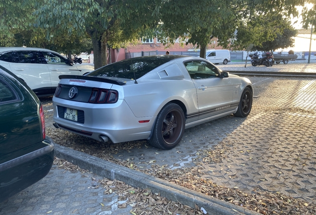 Ford Mustang GT 2013