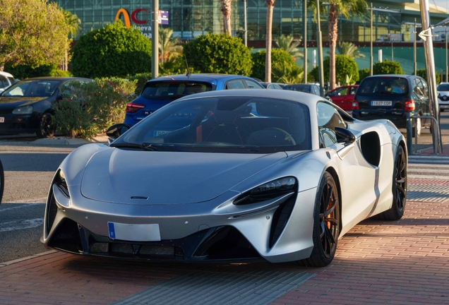 McLaren Artura
