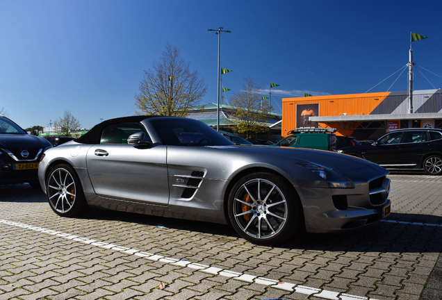 Mercedes-Benz SLS AMG Roadster