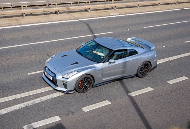Nissan GT-R R35 2017