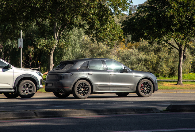 Porsche 95B Macan GTS MkII