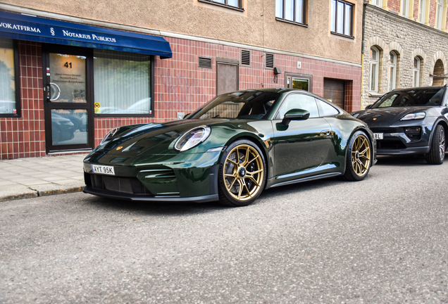 Porsche 992 GT3 Touring MkII