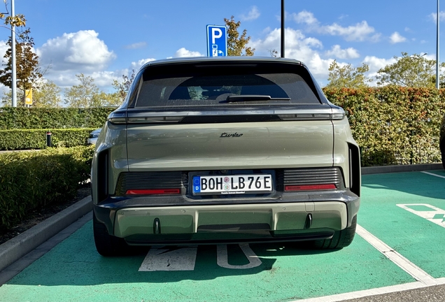 Porsche Cayenne Turbo Electric