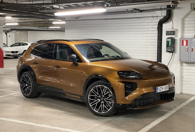 Porsche Cayenne Turbo Electric