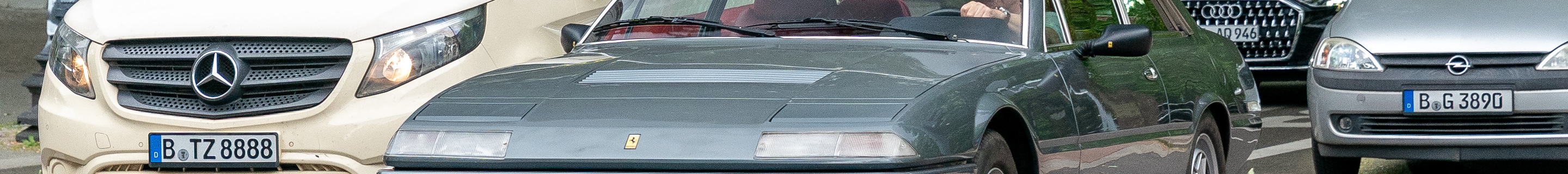 Ferrari 412