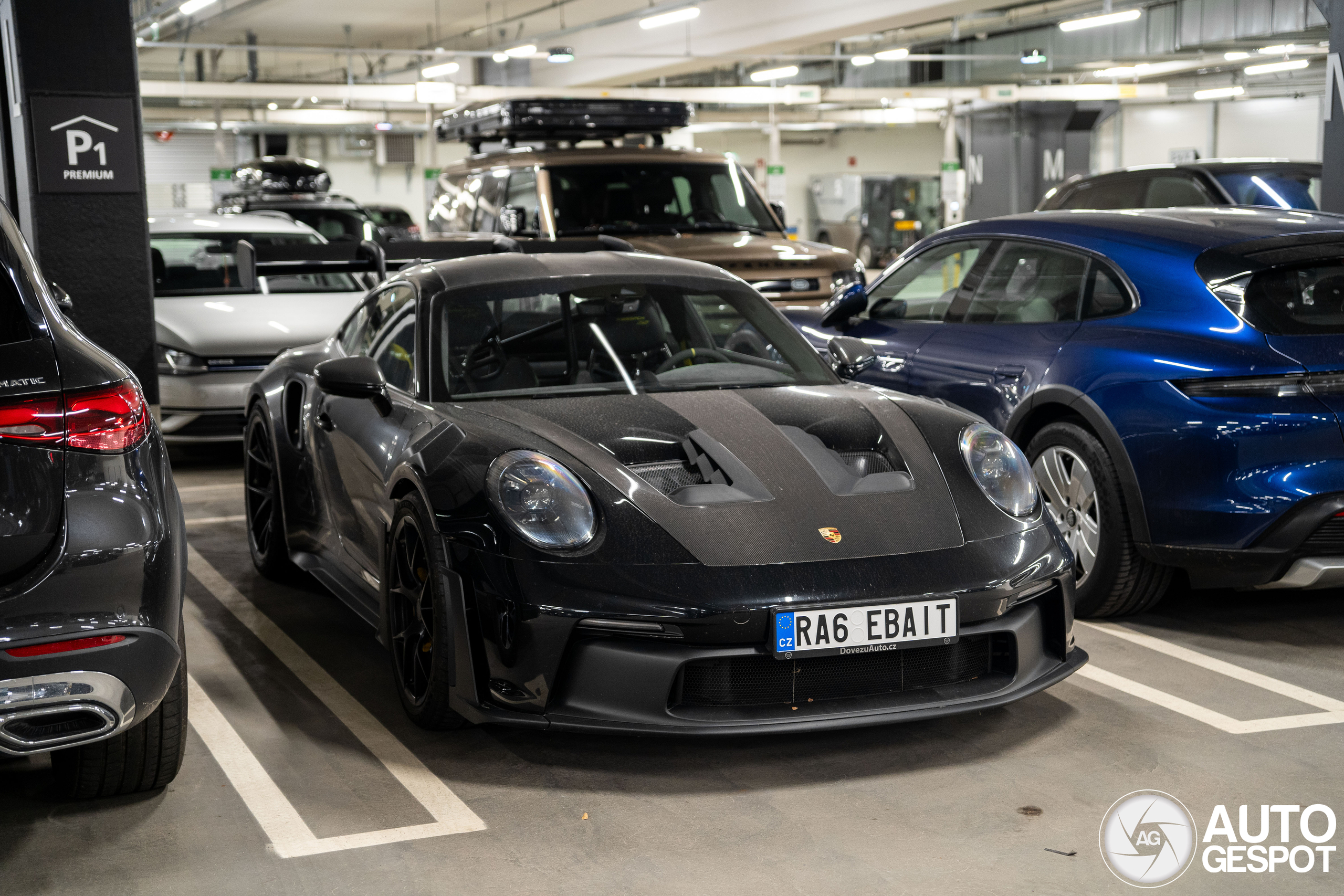 Porsche 992 GT3 RS MkI Weissach Package