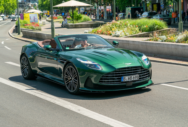 Aston Martin DB12 Volante