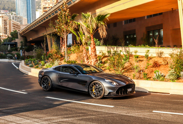 Aston Martin Vanquish 2025