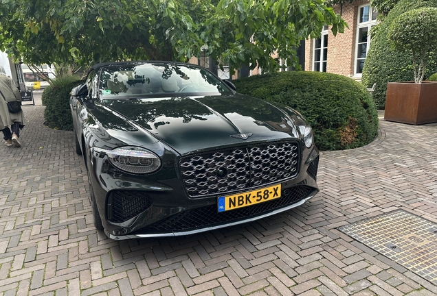 Bentley Continental GTC Mulliner 2025