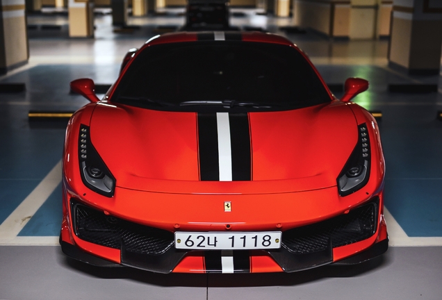 Ferrari 488 Pista