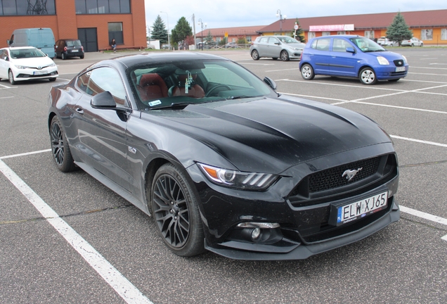 Ford Mustang GT 2015