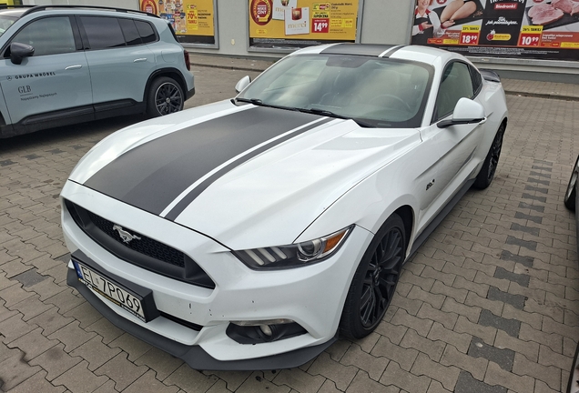 Ford Mustang GT 2015