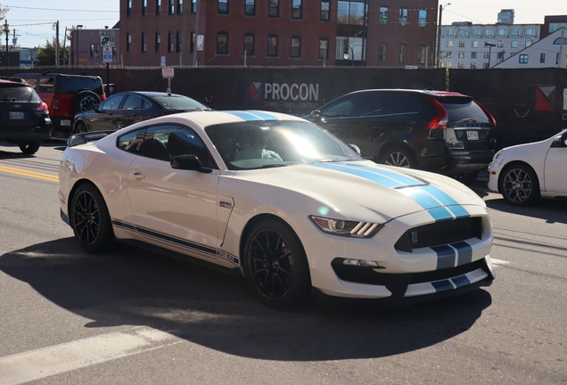 Ford Mustang Shelby GT350 2015