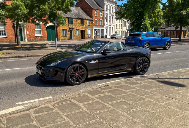Jaguar F-TYPE R Convertible