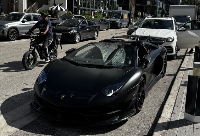 Lamborghini Aventador LP770-4 SVJ Roadster