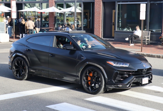Lamborghini Urus Performante