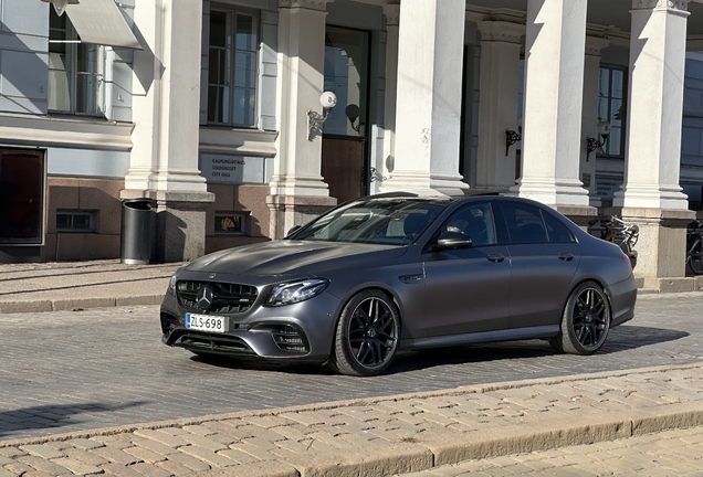 Mercedes-AMG E 63 S W213