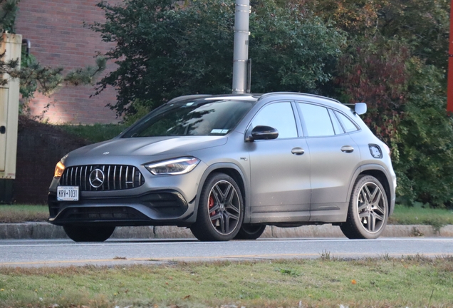 Mercedes-AMG GLA 45 H247