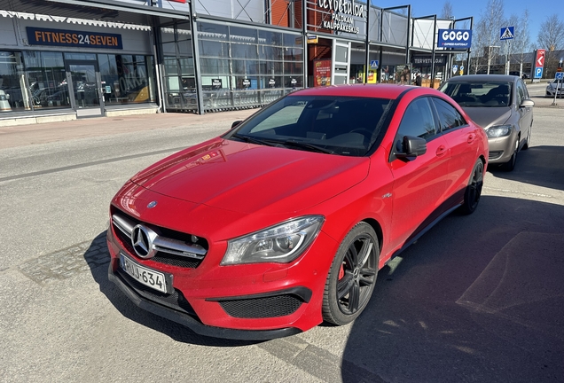 Mercedes-Benz CLA 45 AMG C117