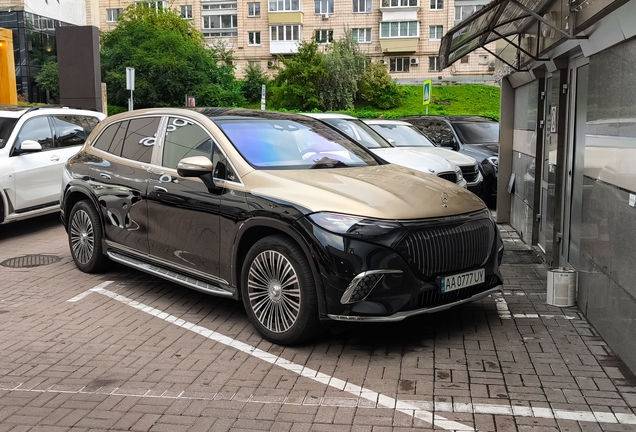 Mercedes-Maybach EQS 680 X296