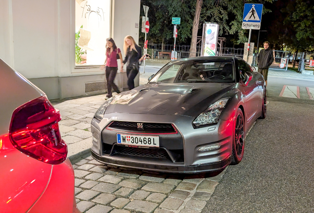 Nissan GT-R R35 2007