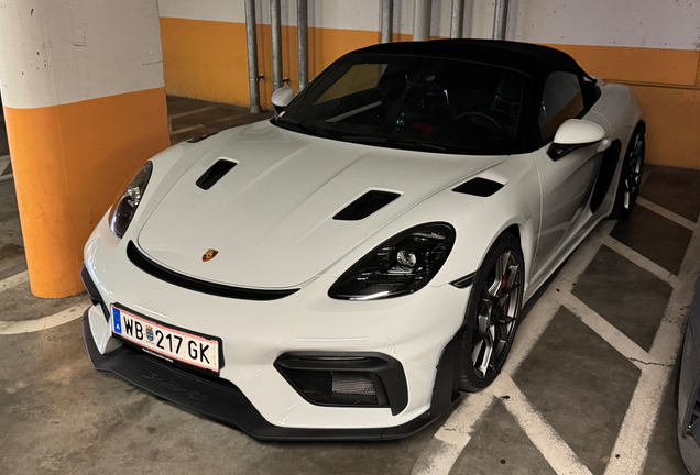 Porsche 718 Spyder RS