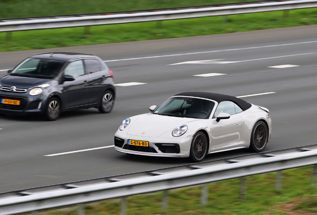 Porsche 992 Carrera 4S Cabriolet MkI